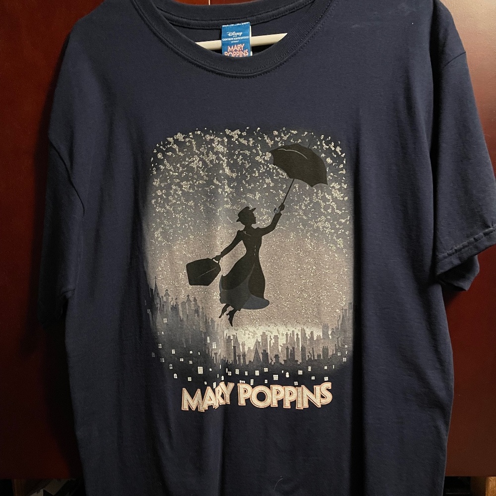 NWT Womans Disney Mary Poppins TShirt purchased on Broadway in NYC Large